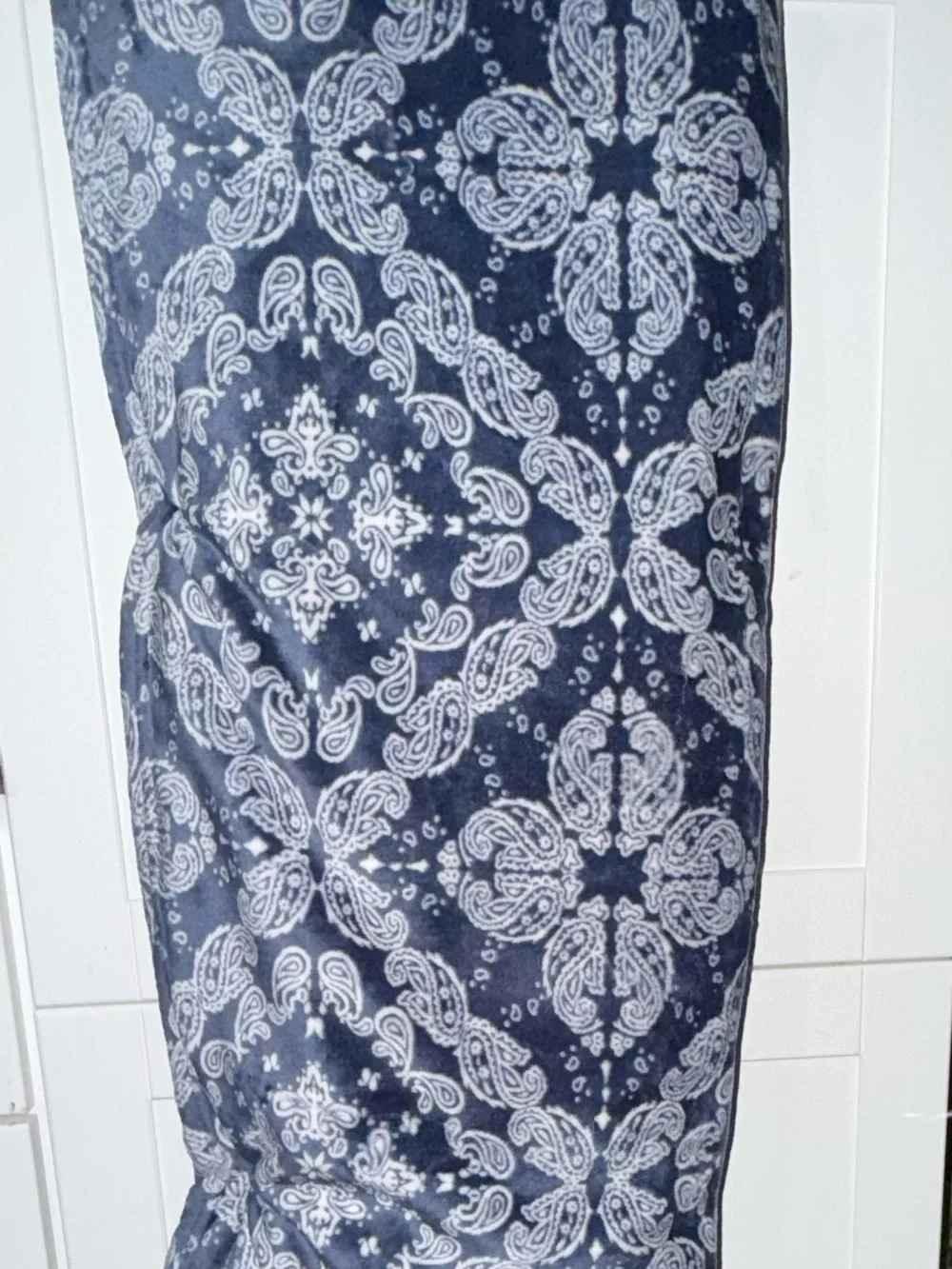 NEW Wrangler KING ULTRA PLUSH 108x90” BLUE WHITE PAISLEY THROW BLANKET SOOO SOFT